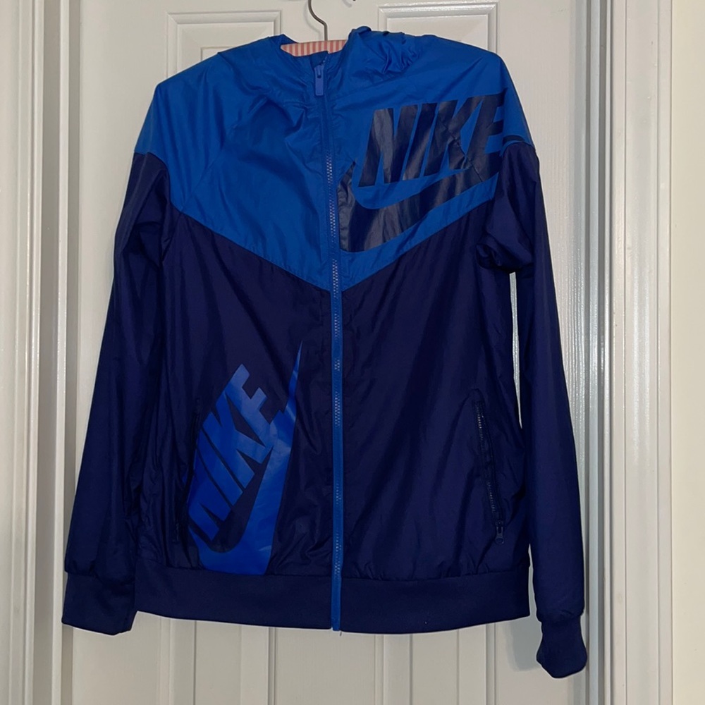 NIKE YOUTH WINDBREAKER JACKET
